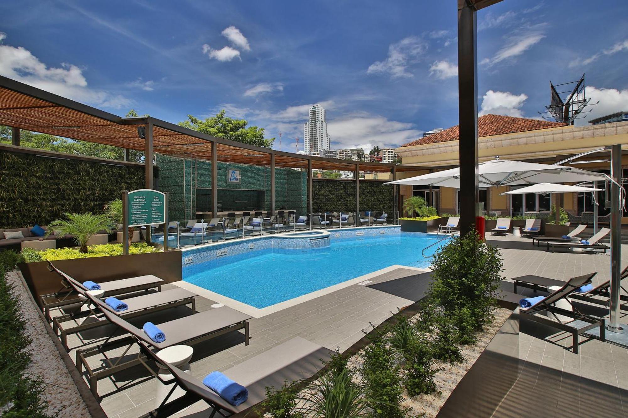 Intercontinental Tegucigalpa At Multiplaza Mall By Ihg Kültér fotó